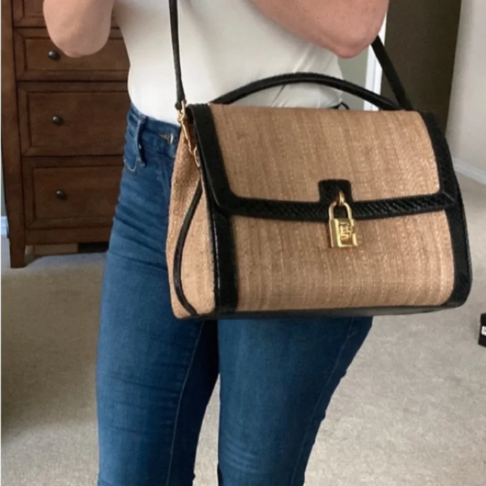 NWT Dolce & Gabbana raffia 30cm size with black π - Picture 8 of 12